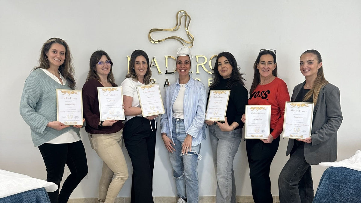 Une promotion d'élèves MADEROFRANCE réunies en formation